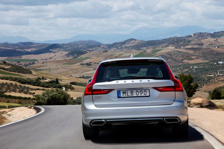  Volvo V90 T6 Inscription 2016 года  (фото 42 из 49)